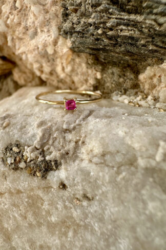 Pink Tourmaline Ring 14K