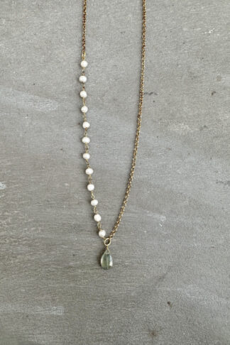 Pearl rosary Necklace with Labradorite drop pendant
