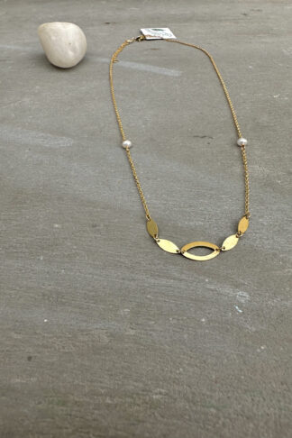 Gold Necklace with F.W.Pearls